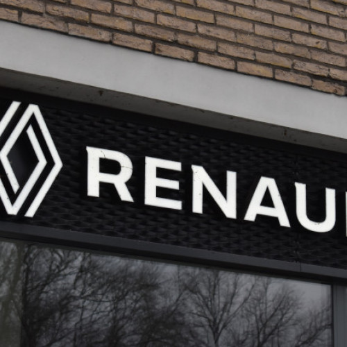renault, confirmat ca a fost contactat de ministerul apararii din franta pentru posibilitatea de a produce drone in ukraine