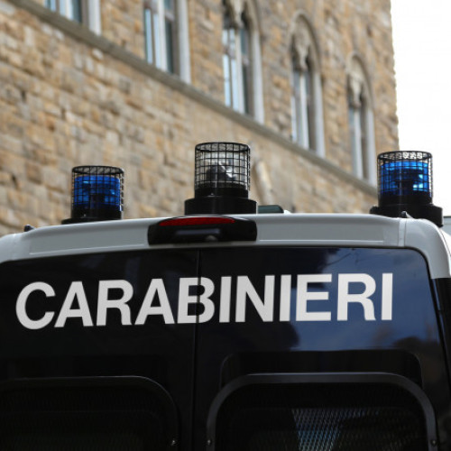 Un român din Italia a căzut de la balcon după ce și-a atacat soacra și partenera care tocmai îl părăsise
