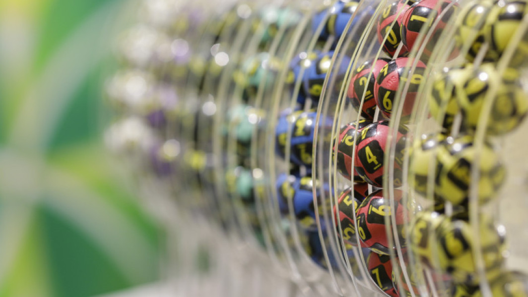 Premiu de 1,44 milioane de lei la Loto 5/40 și extrageri viitoare