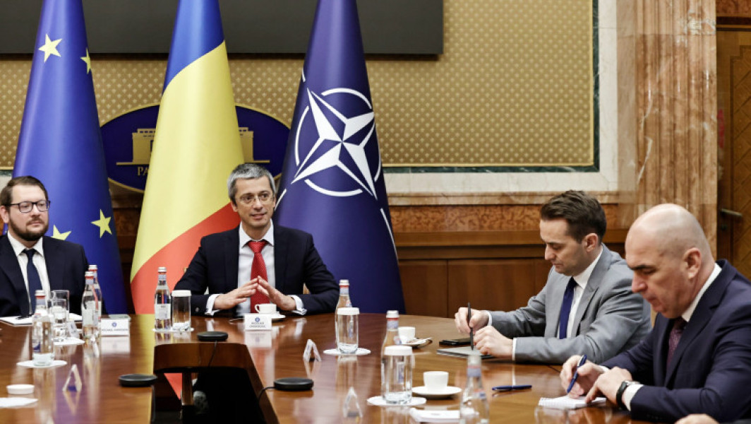 Premierul Bolojan discută cu investitori despre stabilitatea fiscală